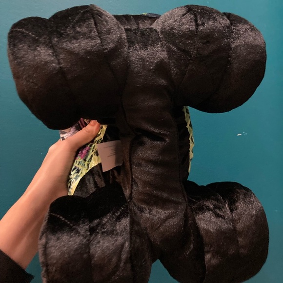 Monster Jam Grave Digger Plush 13″ Truck Soft Stuffed Plush Pillow Toy - Picture 5 of 6